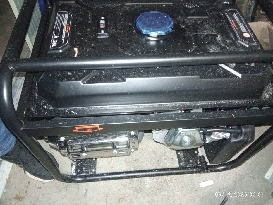 Gerador 7500w a gasolina  16 HP alugar