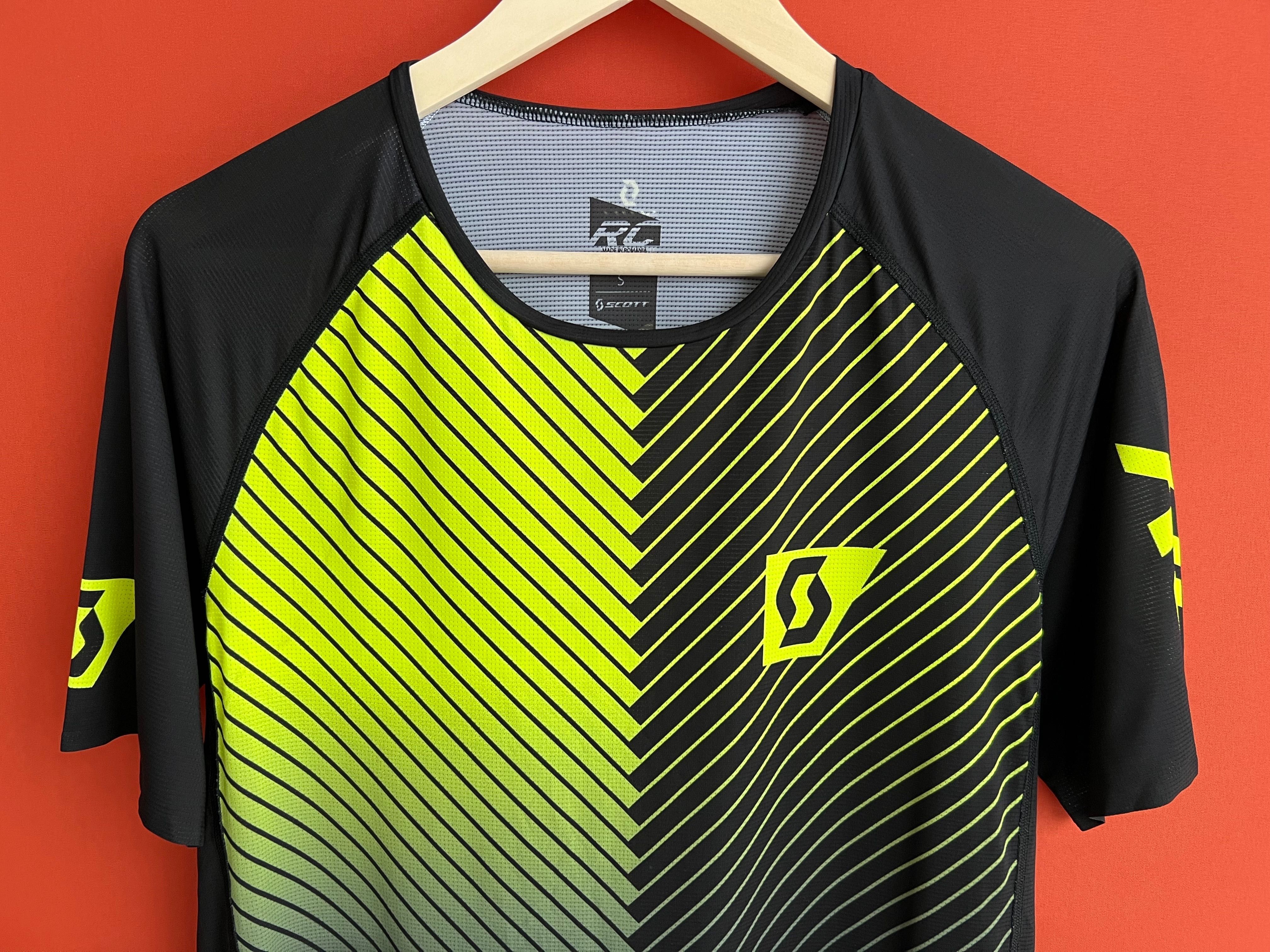 Scott RC Nike Pro оригинал мужская футболка размер S Б У