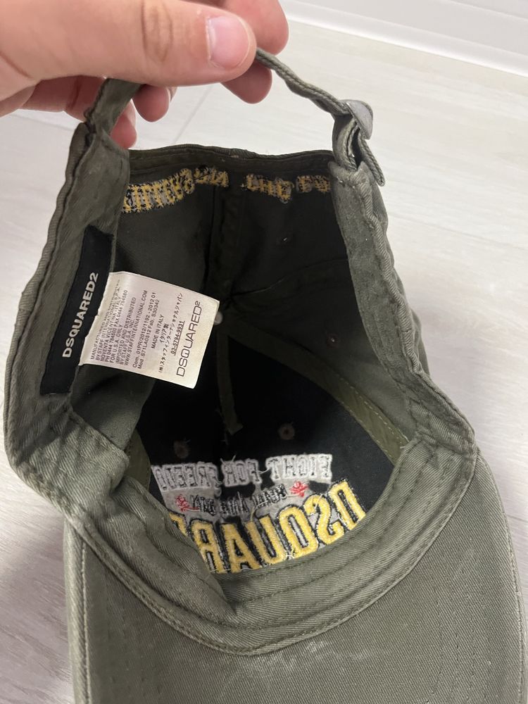 Czapka z daszkiem dsquared 2!