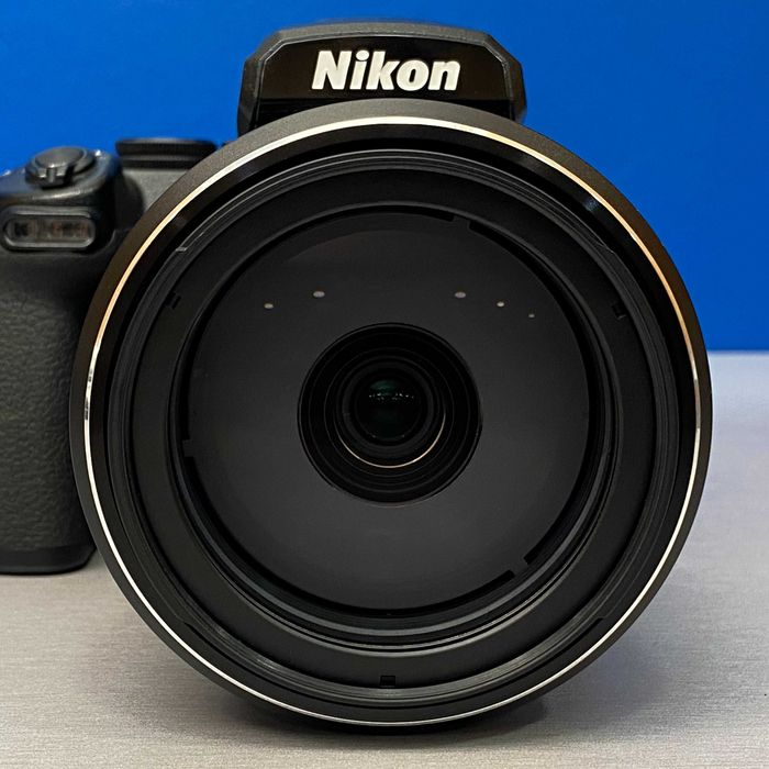 Nikon Coolpix P1000 (16MP - 125x Optical Zoom)