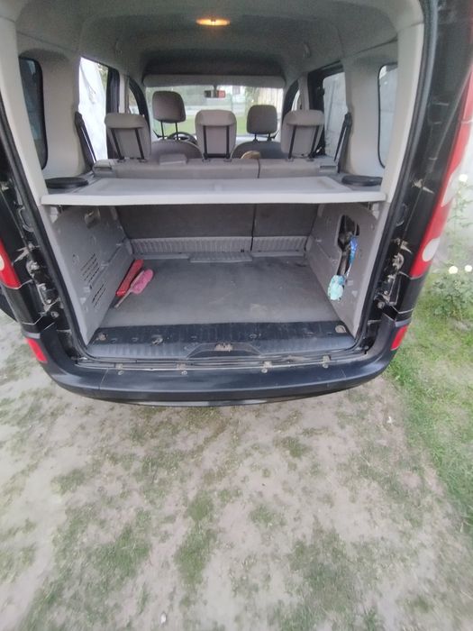 Продаж Рено кенго.