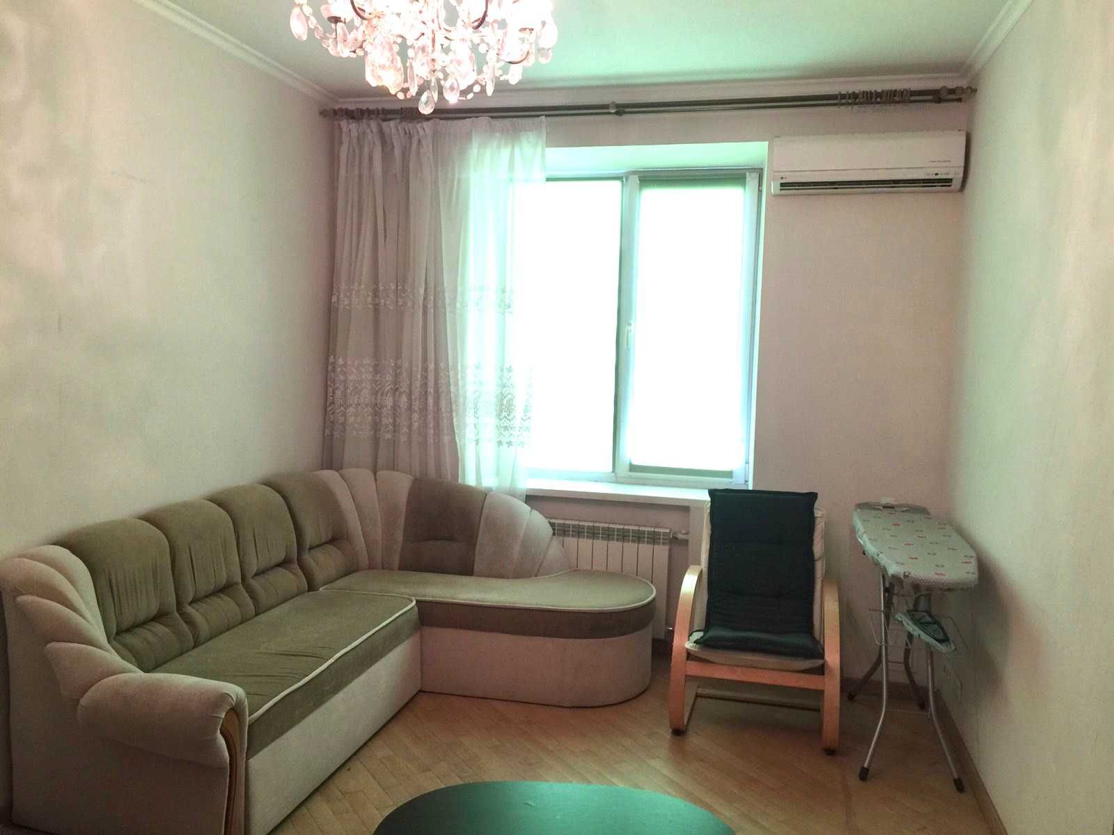 Здам 4к.кв., 2-рівнева квартира, вул.Тарасівська 3, метро Університет