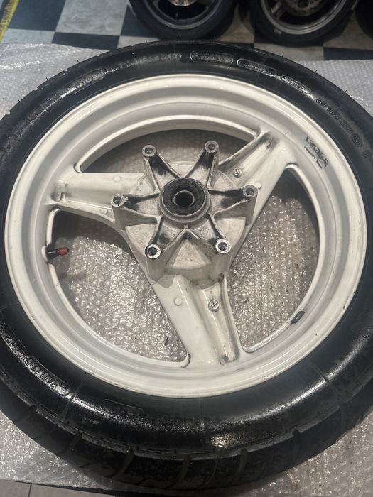 Honda VFR 750 RC24 Koło Felga michelin Macadam 140/80-17 V439