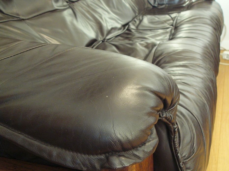 Zestaw mebli skórzanych (2x kanapa + fotel)