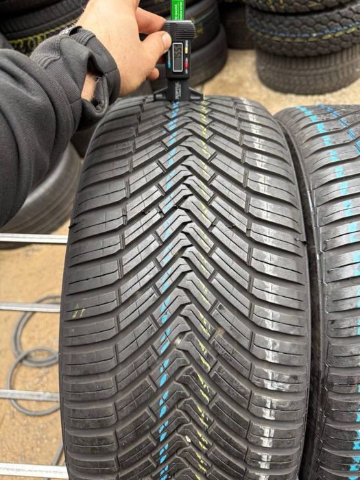 Шины БУ 225 45 R 18 Continental Allseason Contact  Всесезонный комплек