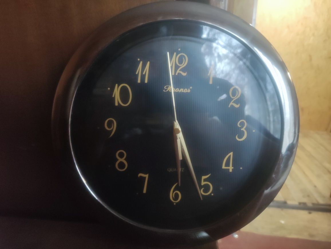 Продам разные часы