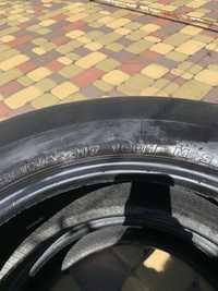 Продам пару шин Kumho Solus KH16 225/65 R17