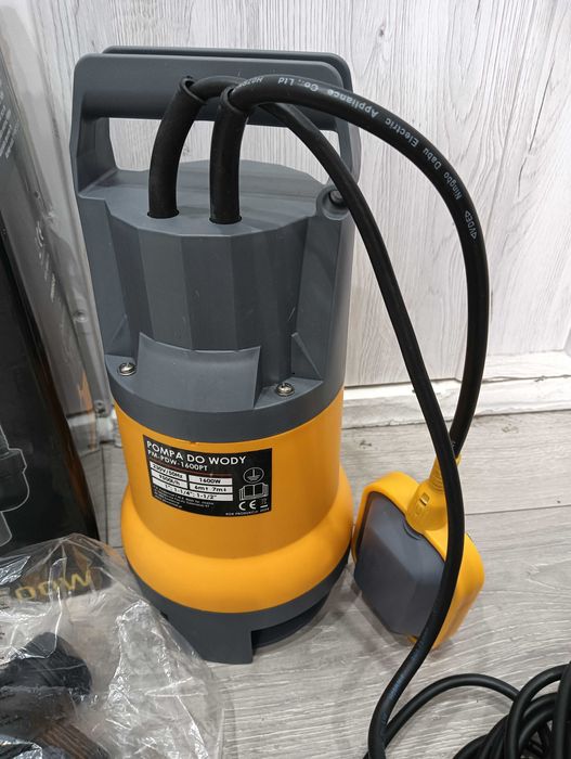 Pompa zatapialna Powermat 1600 W 9500 l/h zanurzeniowa