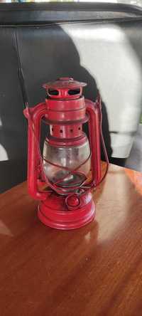 Czerwona lampa naftowa