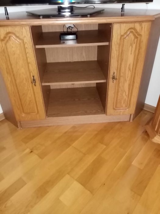 Szafka pod telewizor