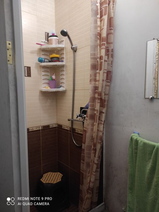 Продаж простора кімната в гуртожитку