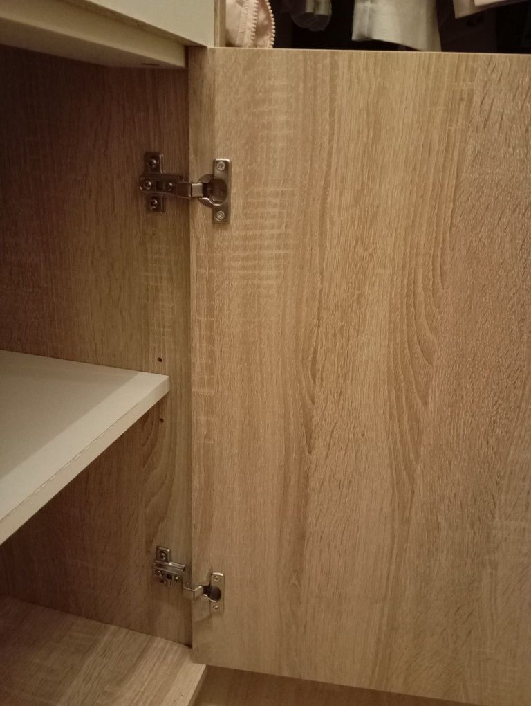 Cómoda (Móvel de quarto como nova)