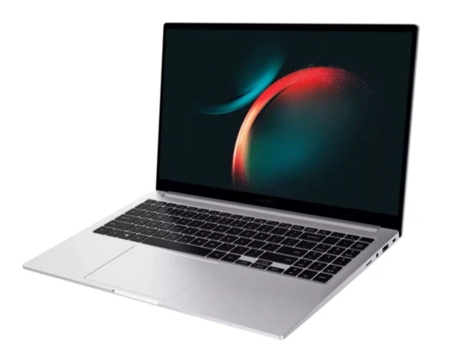 Ноутбук Samsung GalaxyBook 3 i7 16/512ssd usa