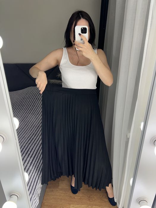 18 розмір батал 52 чорна спідниця міді пліссе гофре пліссіровку