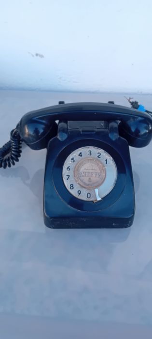 Telefone antigo para coleção