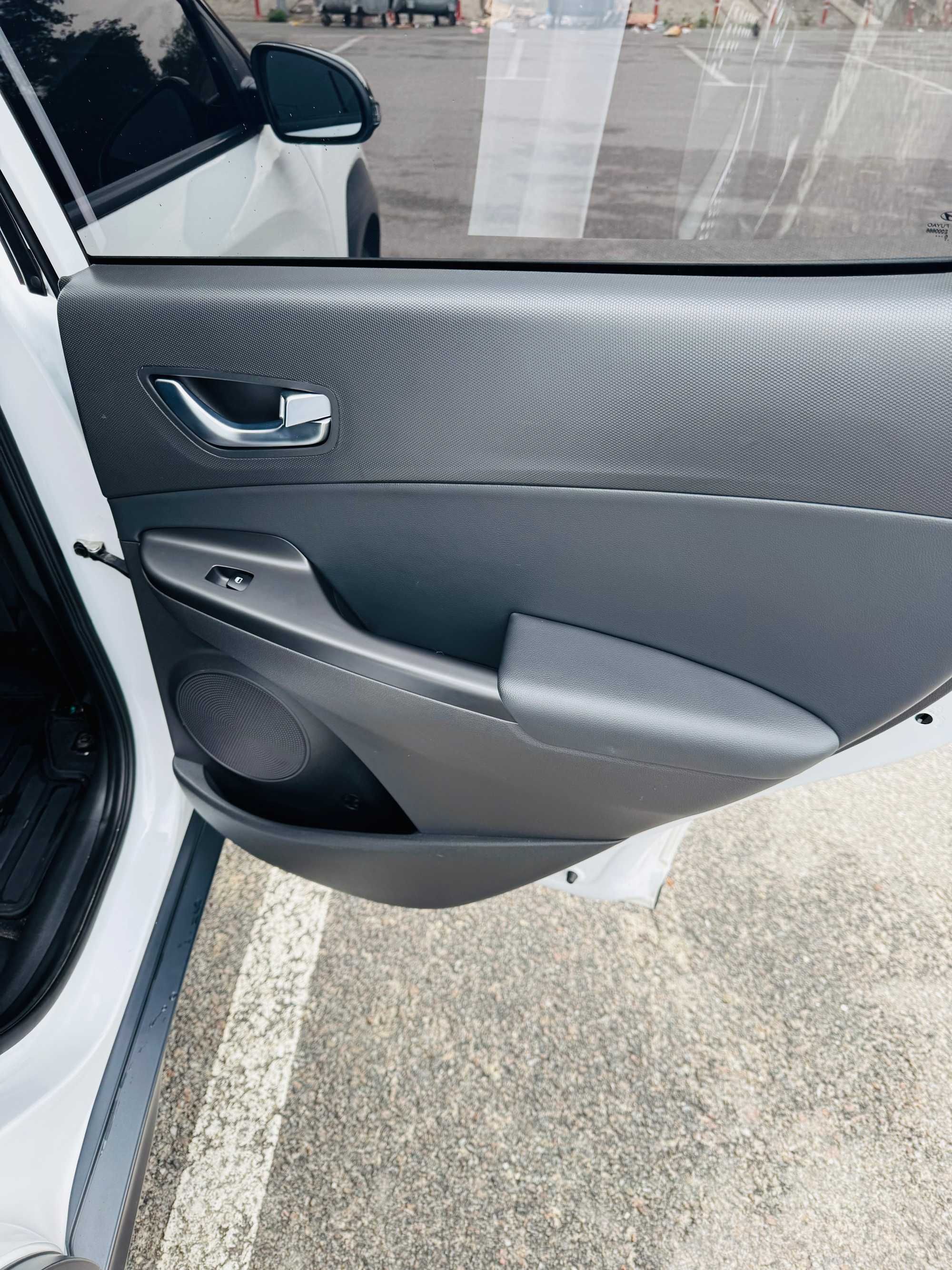 Hyundai Encino EV (Kona) 2021, батарея 64,2 кВт