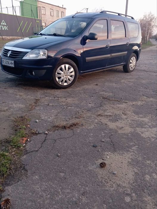 Продаю Рено логан  мсв