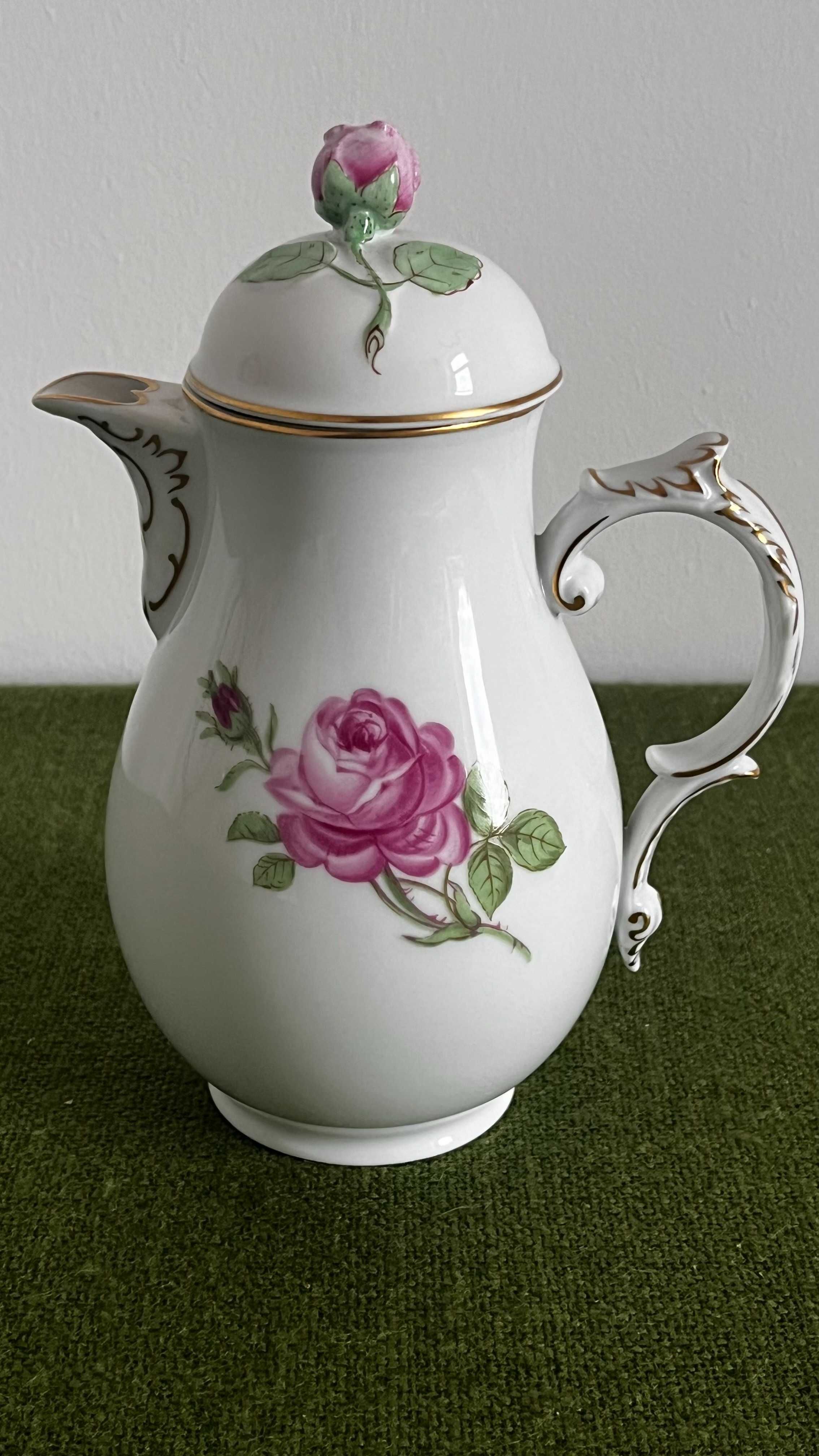 Dzbanek z różą porcelana Furstenberg