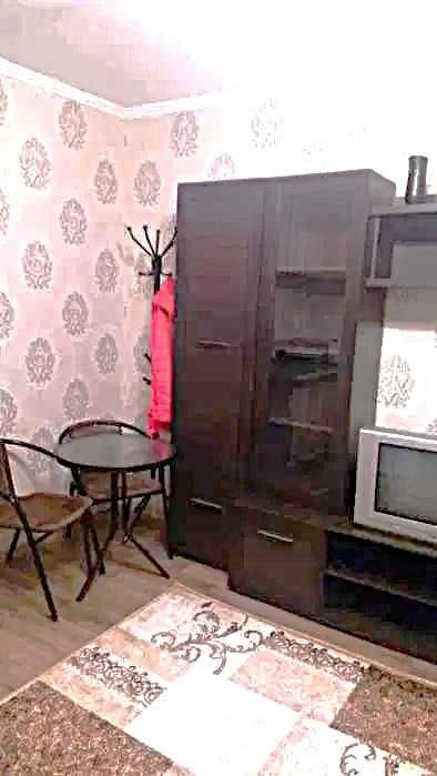 Оренда кімнати в комунальній квартирі. Без власників. Метро 15 хвилин.
