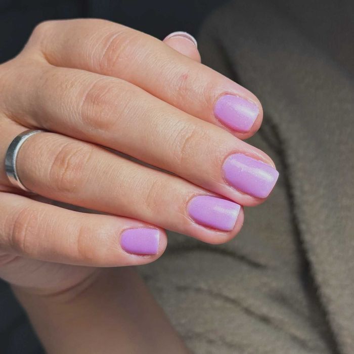 Троєщина, покриття нігтів