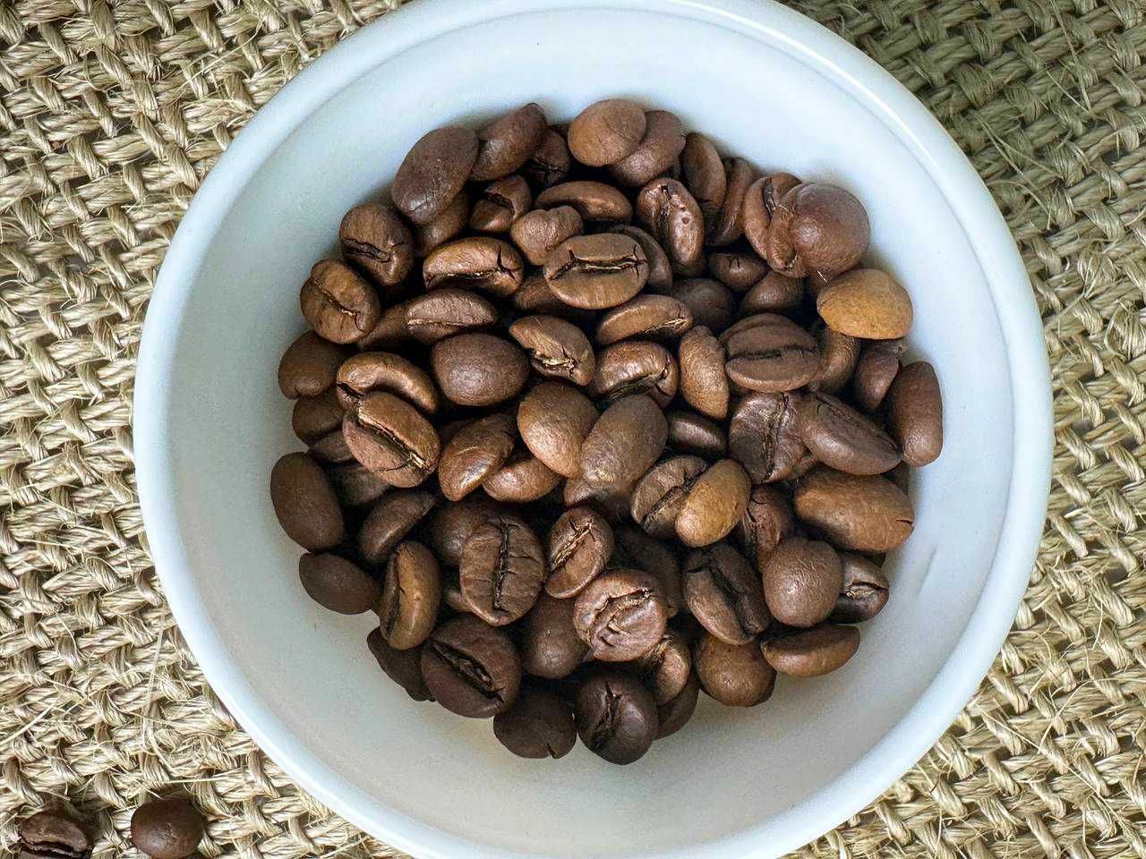 Кофе в зернах 100% арабика Dolce Forte. Европейский стандарт в кофе!!