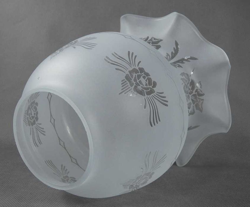 Biały TULIPAN klosz LAMPA NAFTOWA secesja 8,7 cm