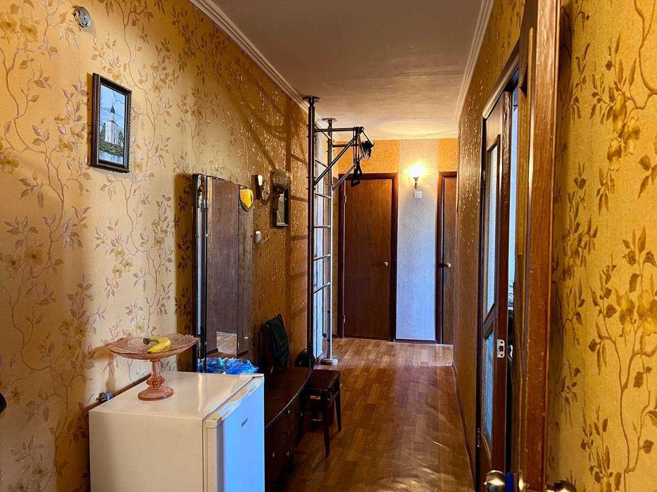 Продам 3-х комнатную квартиру ул. Чумаченка