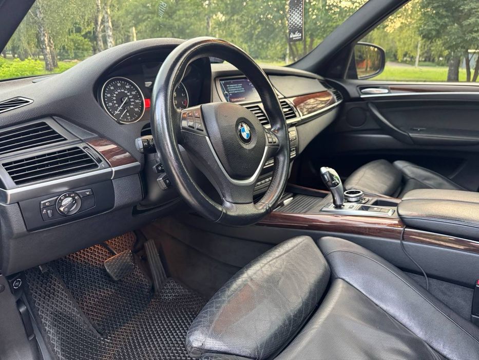 Продам bmw x5 4.8 газ