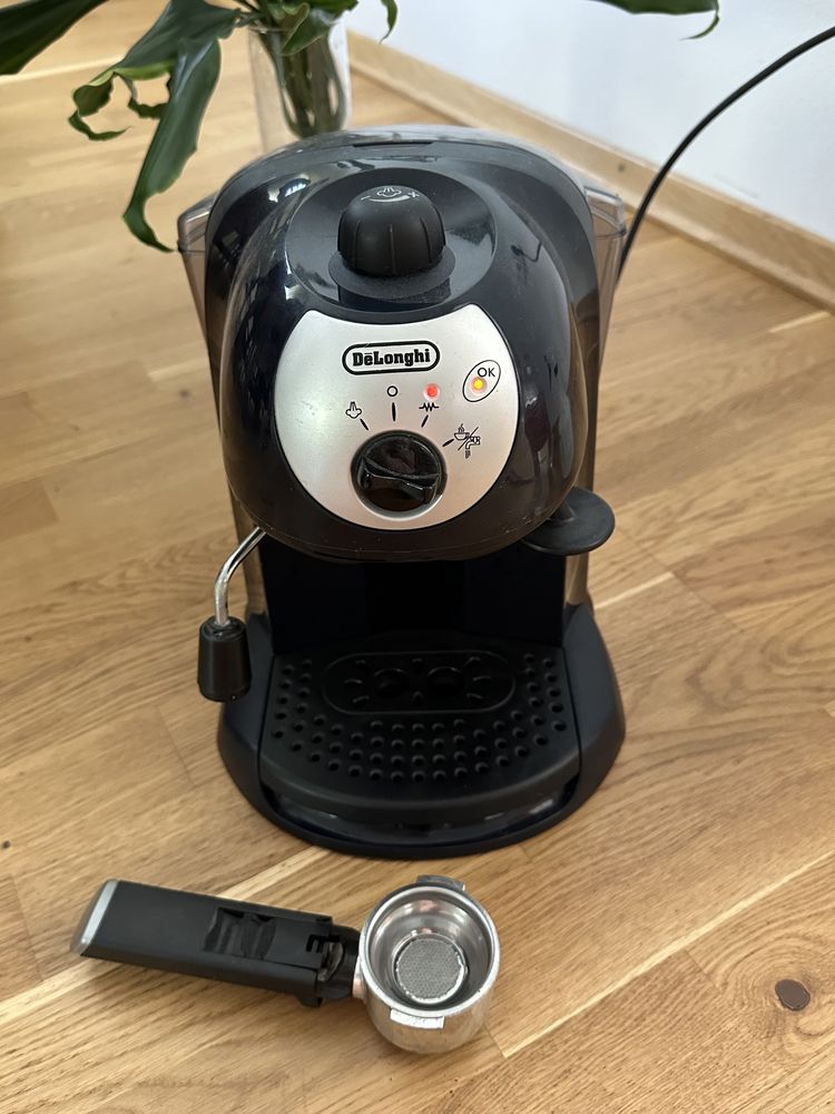 Кавоварка DeLonghi