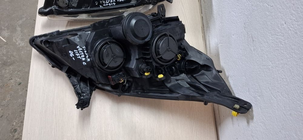 Lampa Reflektor Opel Vectra C Signum