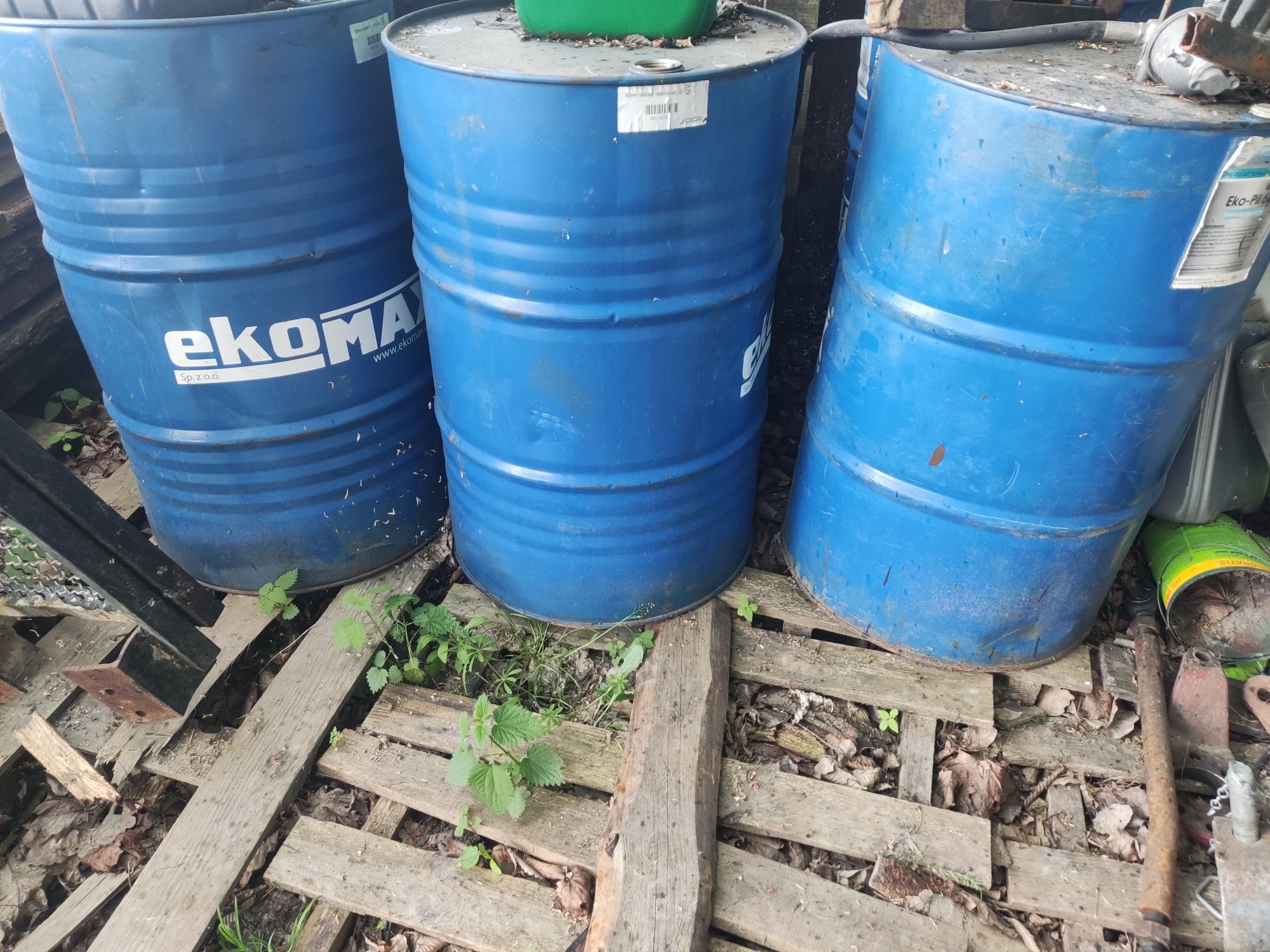 Beczka 200 l na paliwo , wodę.