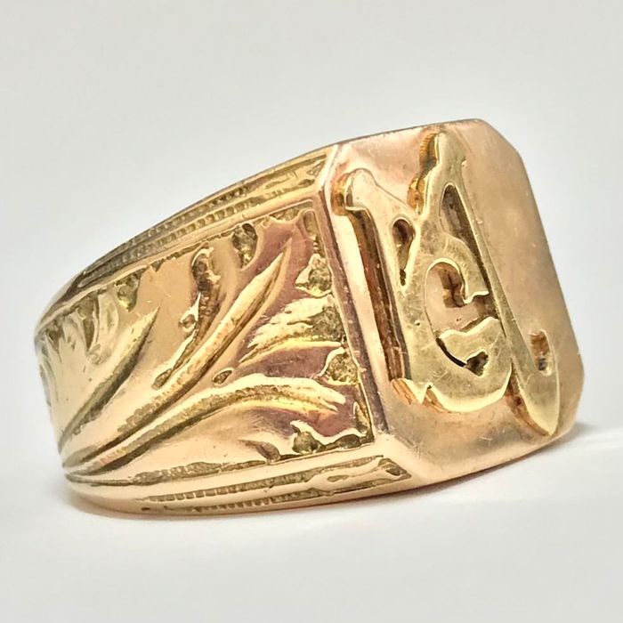 Złoty SYGNET męski 585 14K cudowna RYTOSZTUKA r22