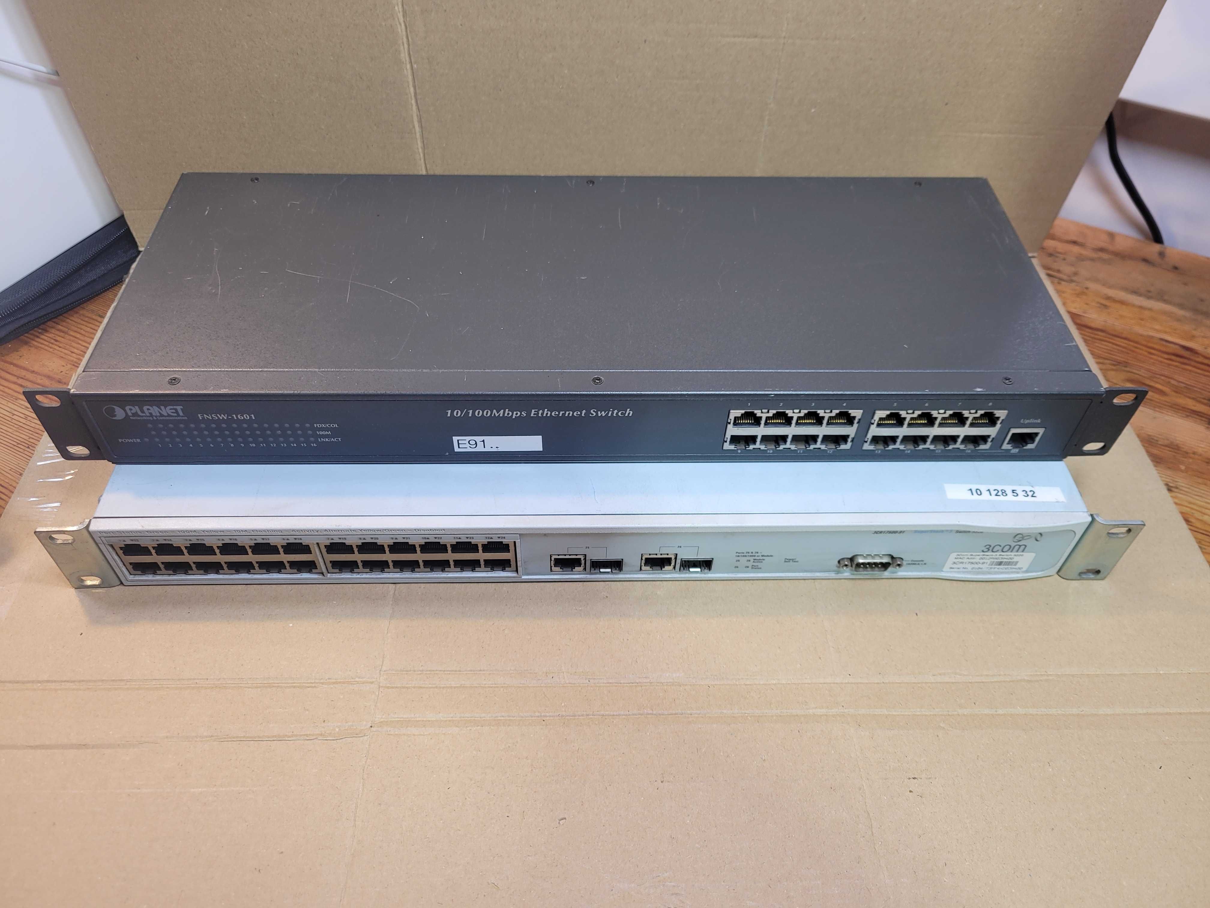 Switch RACK 3COM 3226 SuperStack-3 24-portowy 3CR17500 -91