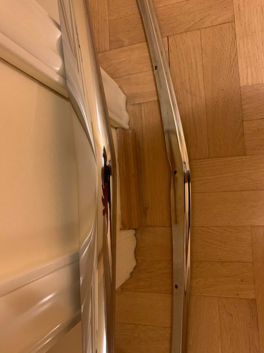 Chomowana orginalna ramka atrapy grill Mercedes W107 SL R107  SLC C107