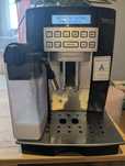 Ekspres do kawy Delonghi ECAM 22.360.