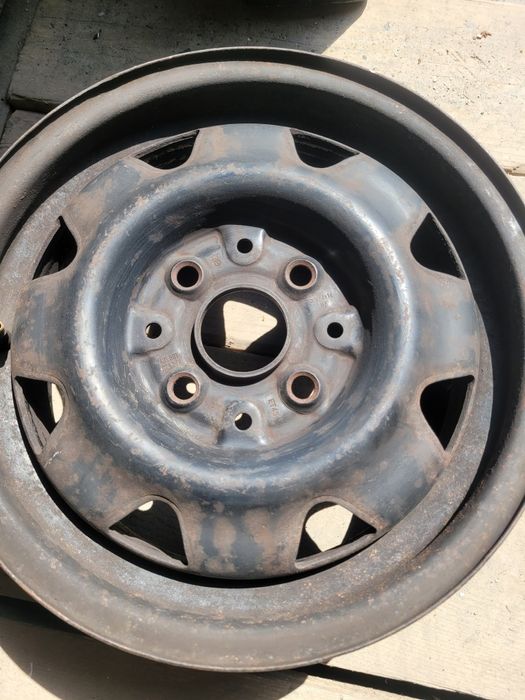 Один диск  audi ауди 80. 14R диаметр