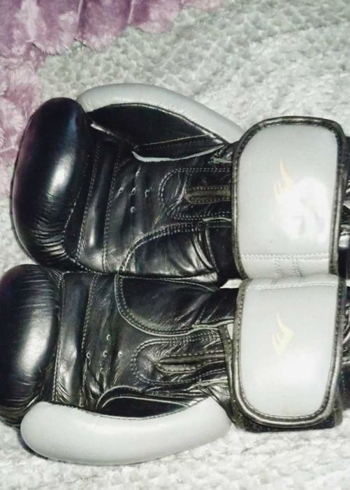 Боксерські перчатки Everlast