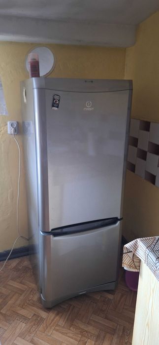 Lodówka w bardzo dobrym stanie