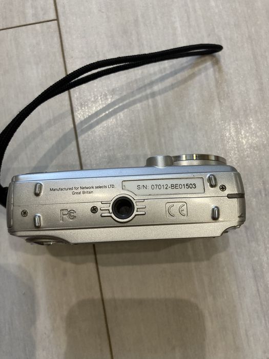 Продам фотоаппарат UFO DC6325.