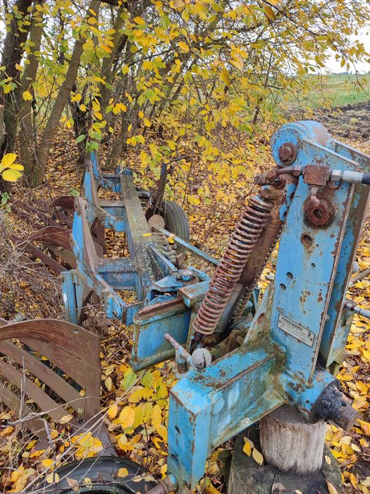 Плуг оборотний Rabewerk 3-х корпусний