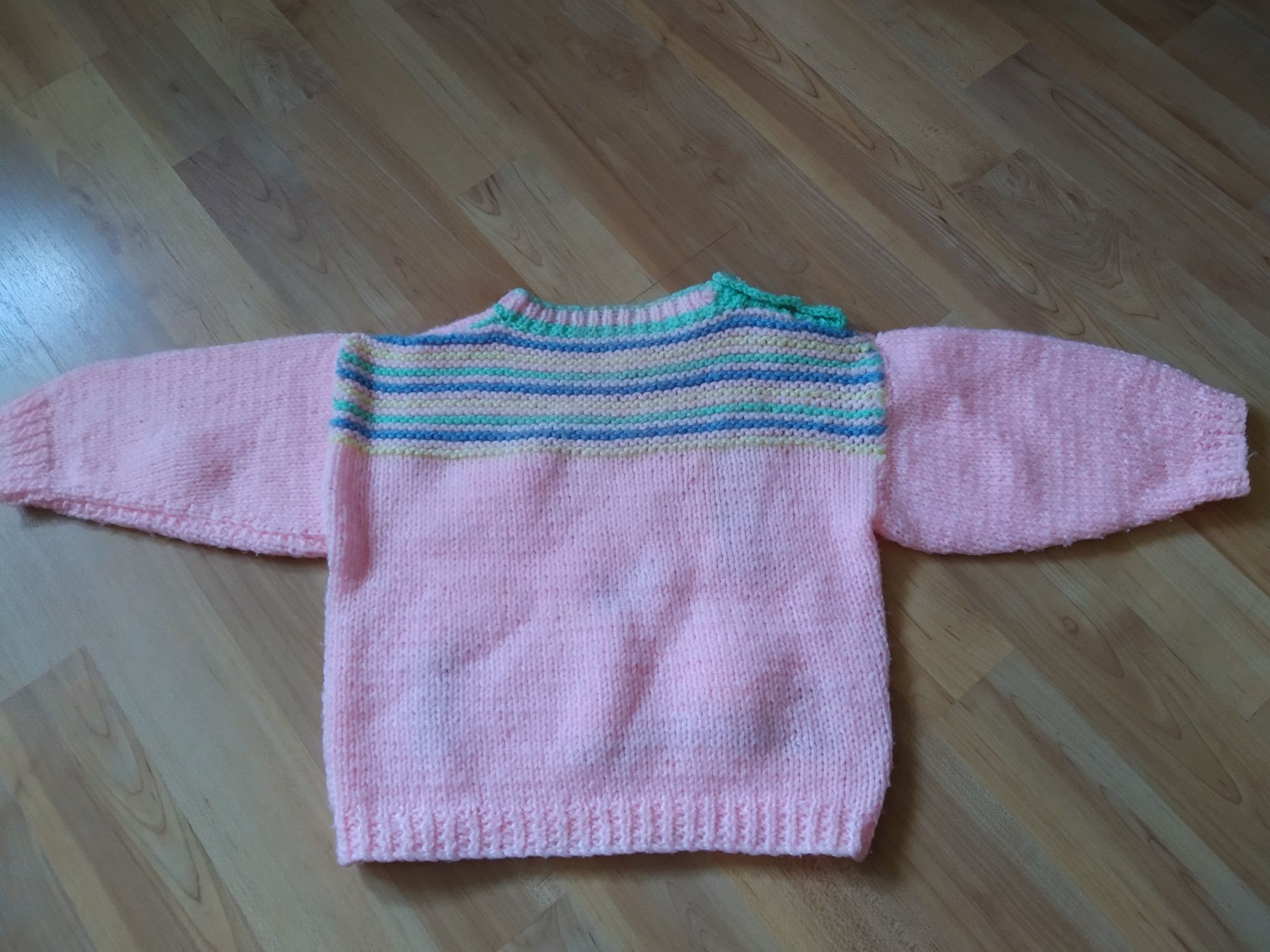 Nowy sweter różowy, zimowy dla dziewczynki