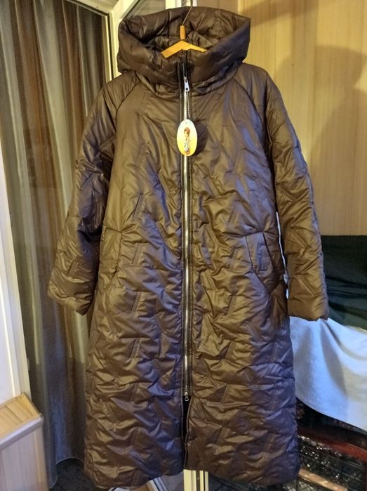 Продам женское пальто большой размер.