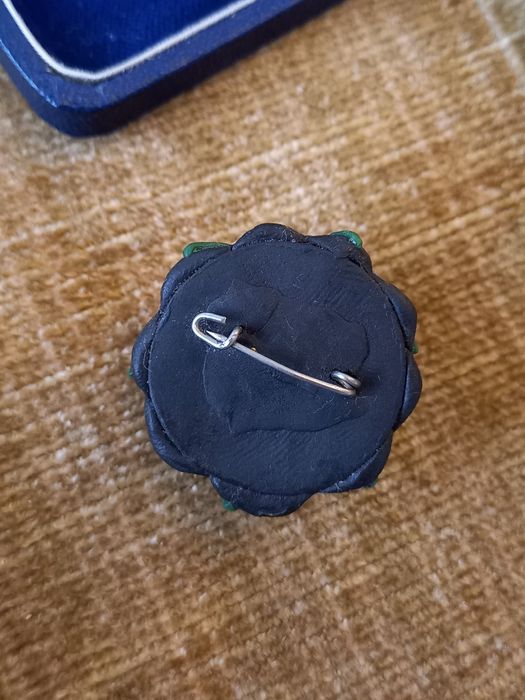 Broszka z modeliny stara prl kwiaty kolorowe bukiet przypinka