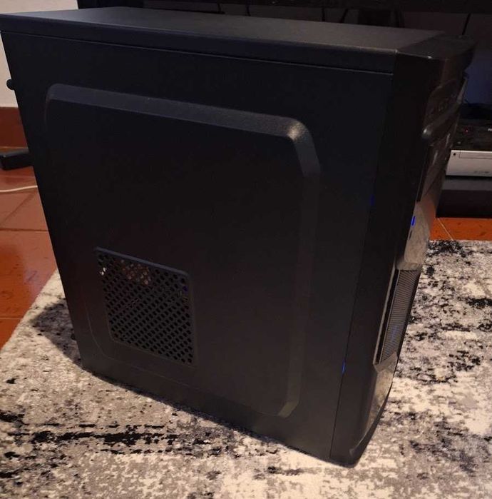 Computador com i7, 16 GB RAM, SSD 240 GB, GTX 1050