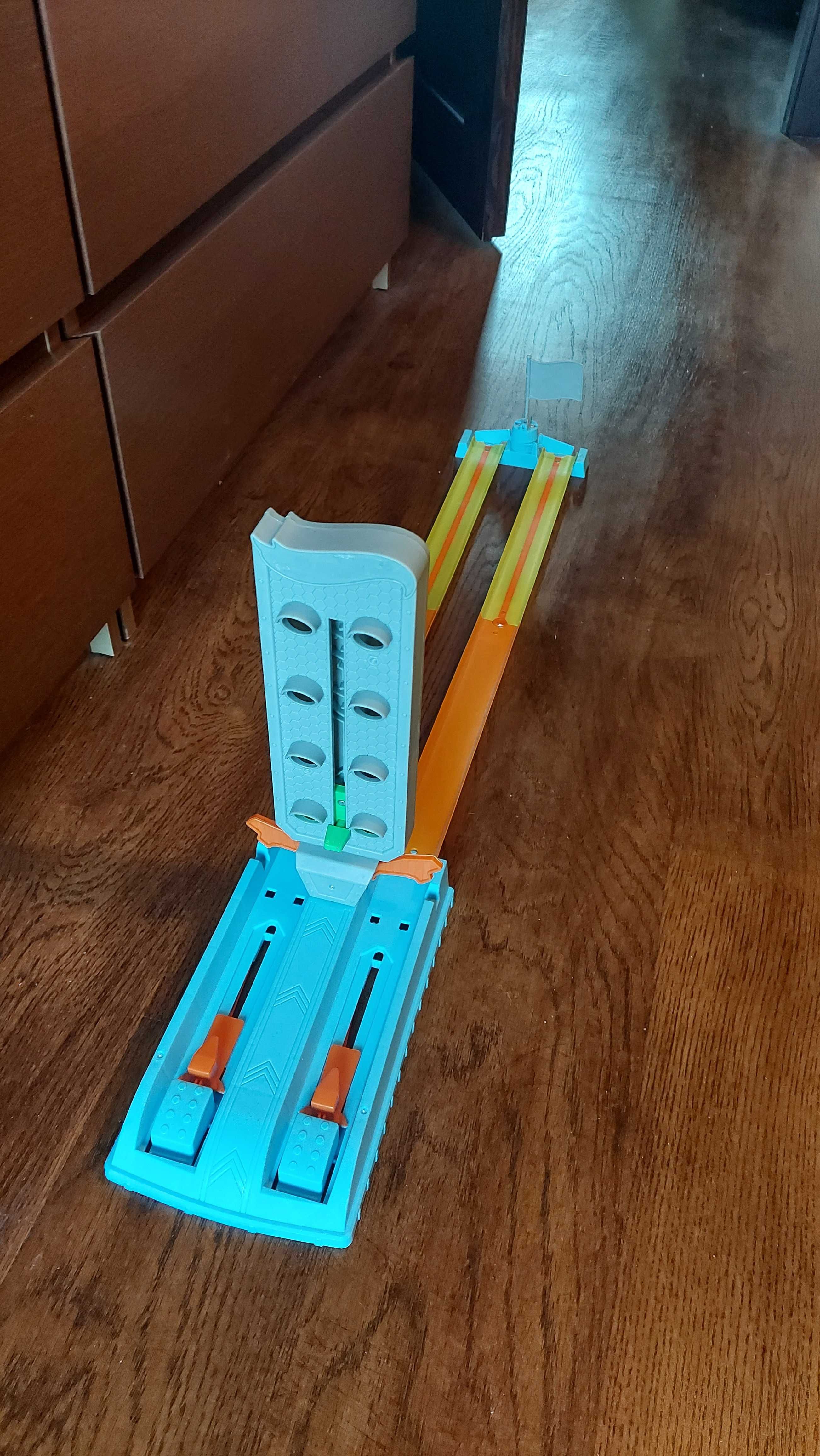 Hot Wheels Tor Samochodowy Wyścig Równoległy
