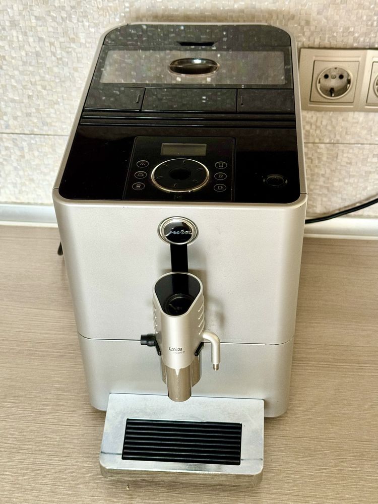 Автоматична кавоварка jura ena micro 9 латте, капучіно одним натисканн