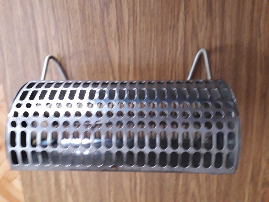 Piecyk elektryczny, dwie spirale grzejne na szamotkach;