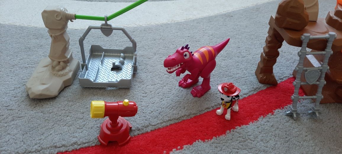 Psi Patrol Dino Rescue Volcano Playset with Ziplin