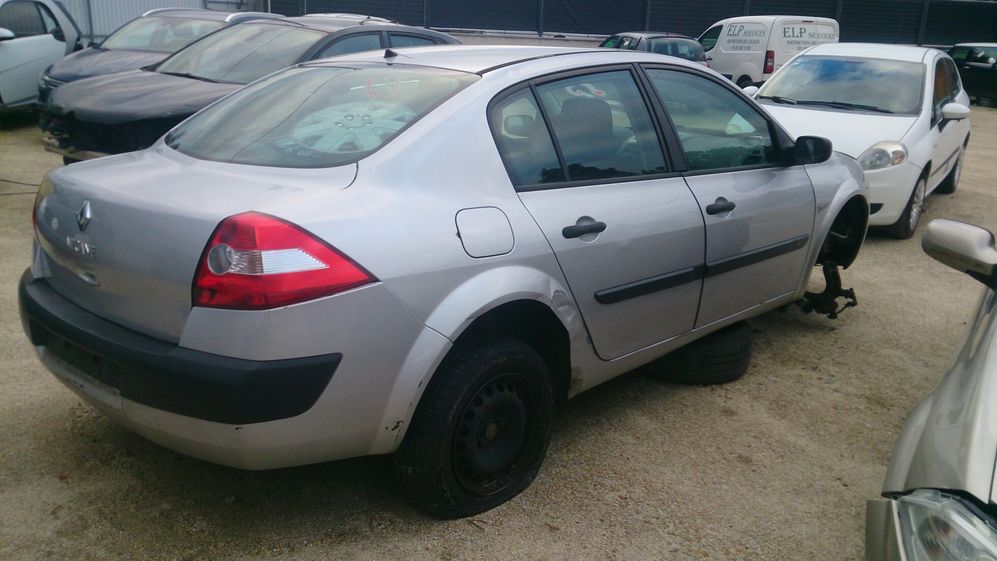 Renault Megane 1.5 classic 4 portas para peças.