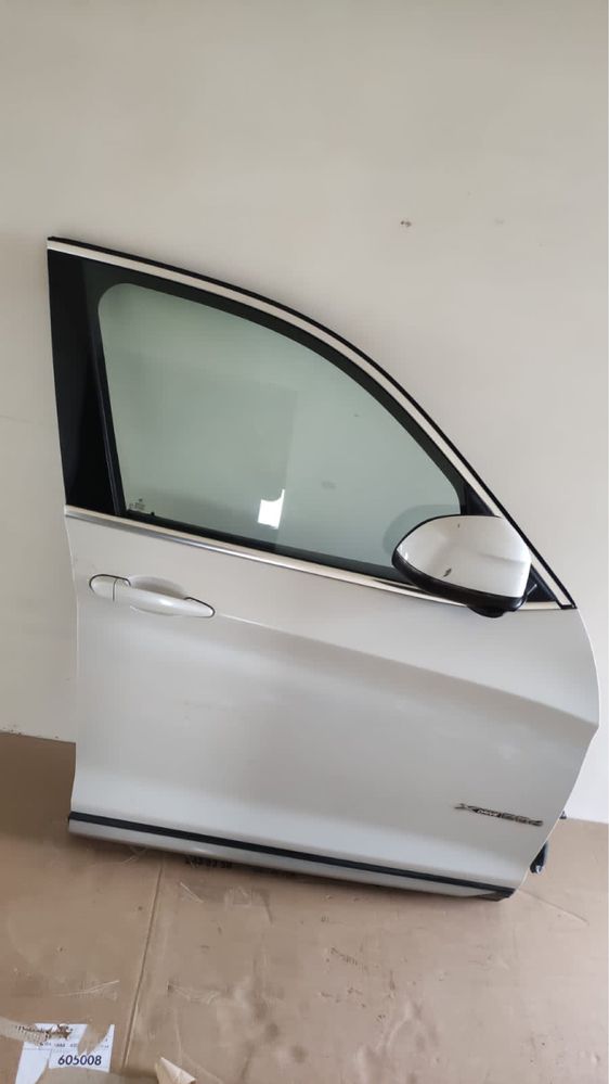 Двері передні задні BMW X3 f25 96
